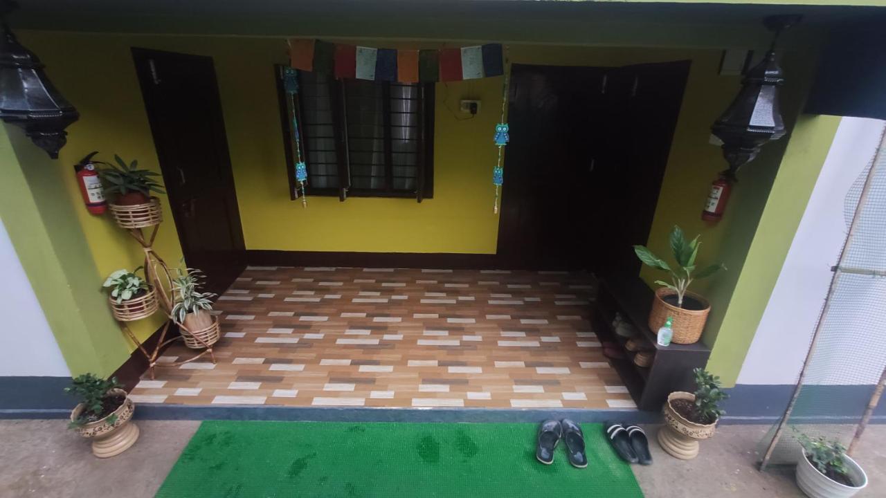 Stargaze Backpackers Hostel Guwahati Exterior foto