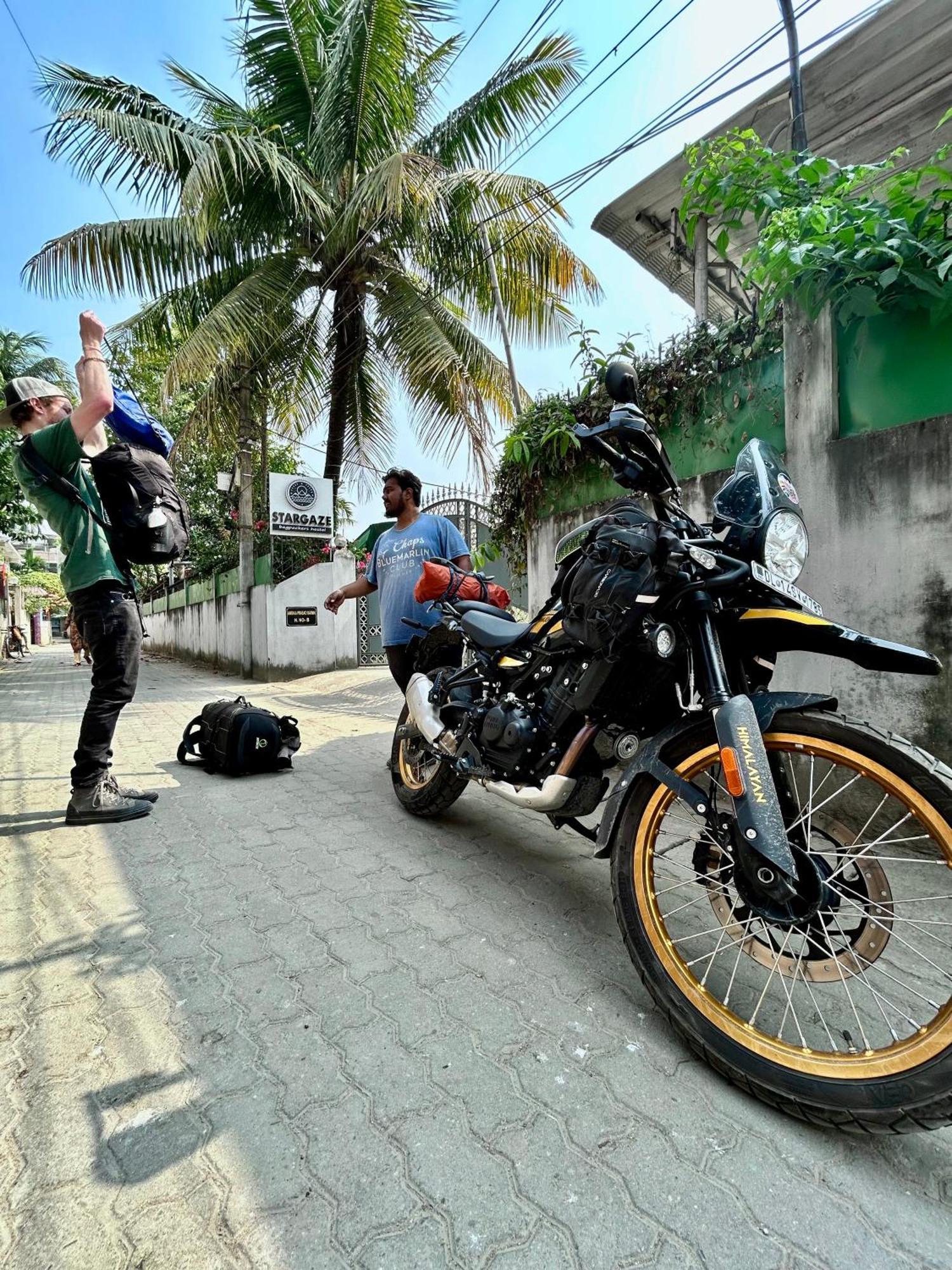 Stargaze Backpackers Hostel Guwahati Exterior foto